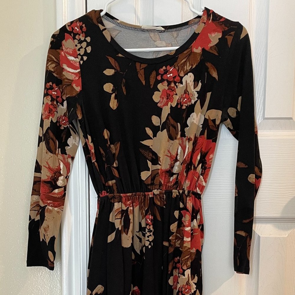 Floral Knit Midi Dress